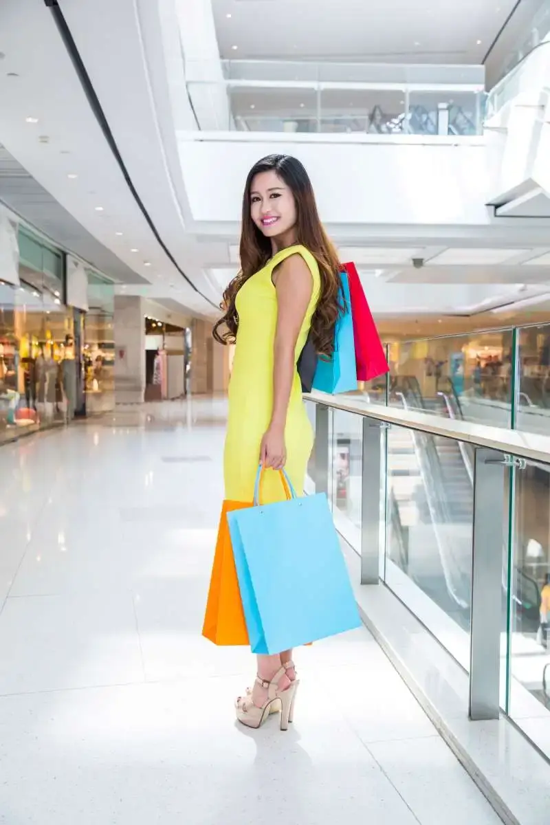 在台北刷卡換現金很簡單！只要注意卡片的額度跟找高小姐協助辦理即可！