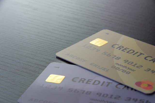 在台灣的銀行所發行的VISA、Mastercard信用卡基本上都可以，也歡迎找我們專員免費諮詢跟確認