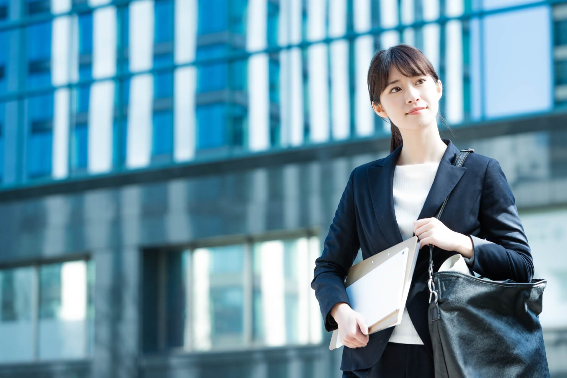 高小姐協助您購物刷卡換現金快速取得資金